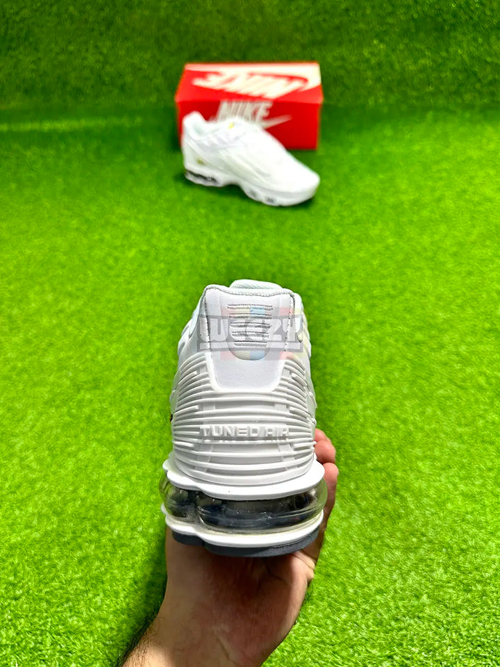 Air Max TN 3 Plus (Triple White) (Premium Batch) buy online Pakistan - Weeby Shoes