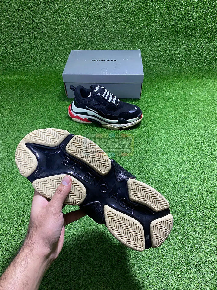 Balenciaga Triple S (Blk/W) (Premium Quality) buy online Pakistan - Weeby Shoes