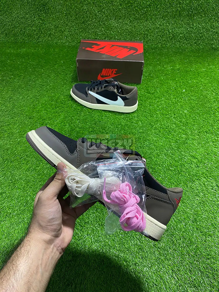 Jordon 1 x Travis Scott (Low) buy online Pakistan - Weeby Shoes