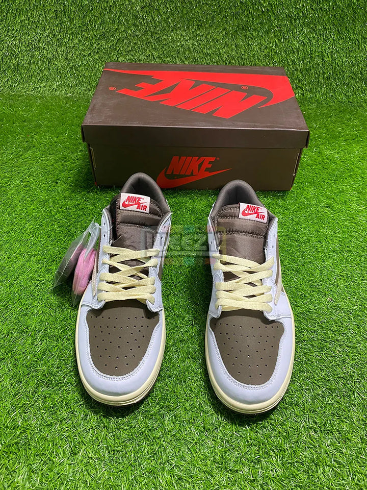 Jordan 1 x Travis Scott (Reverse Mocha) (Low) buy online Pakistan - Weeby Shoes