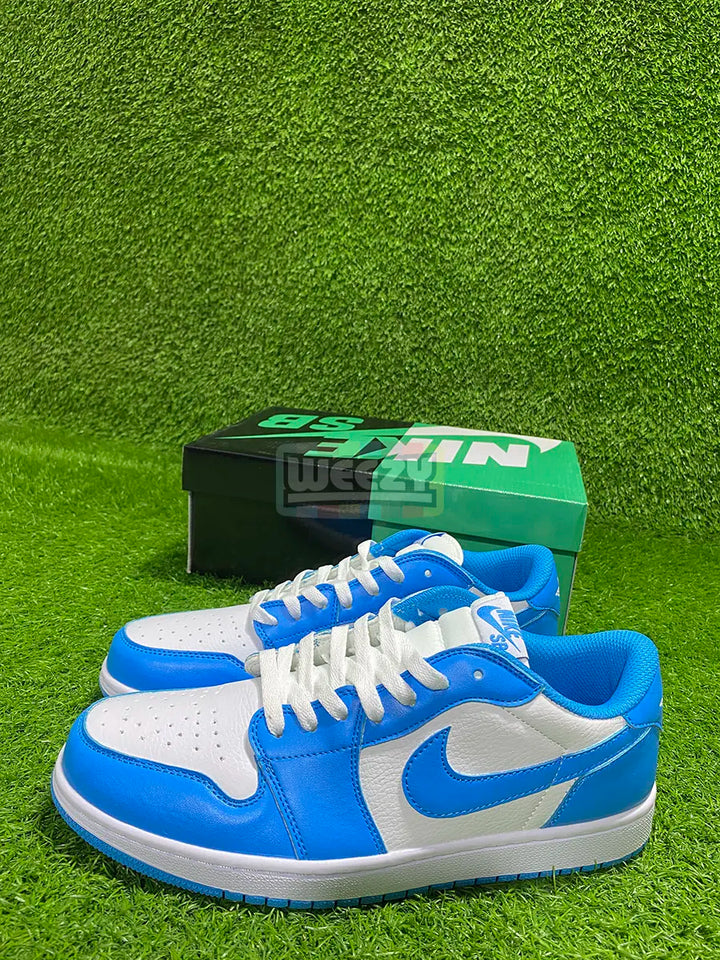 Jordan (low) x Dunk (UNC) buy online Pakistan - Weeby Shoes