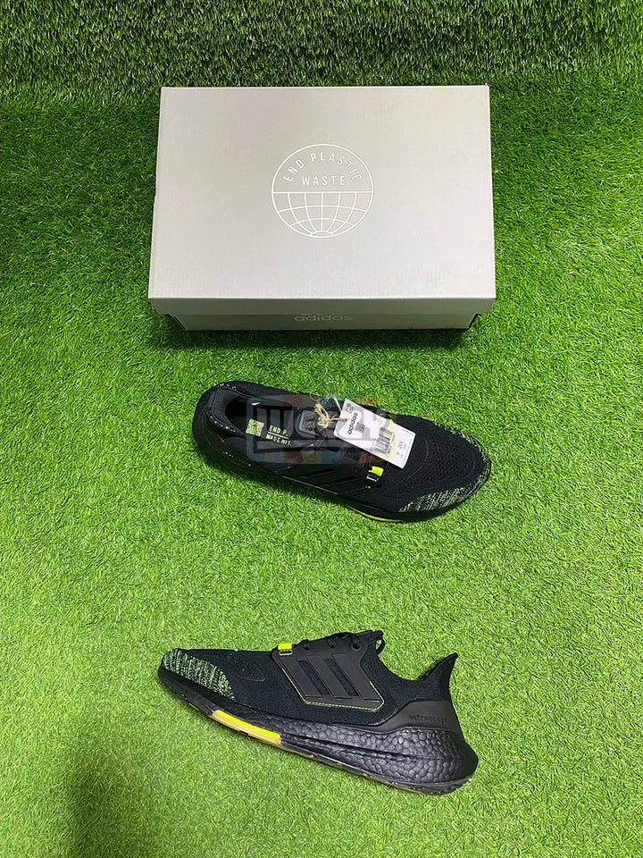 Ultraboost 22 (Blk/Solar Yellow) (Real Boost) (Original Quality 1:1) buy online Pakistan - Weeby Shoes