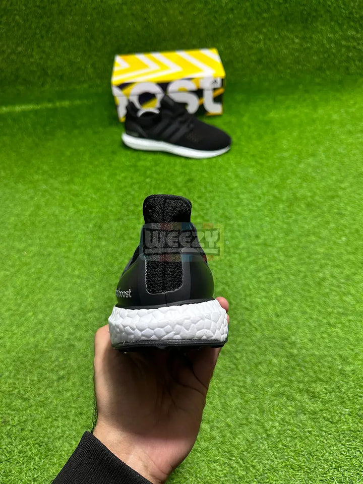 Ultraboost 4.0 (Blk/W) (Premium Quality) buy online Pakistan - Weeby Shoes