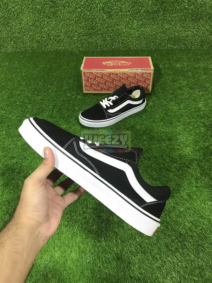 Vans Old Skool (B/W)(Women) buy online Pakistan - Weeby Shoes