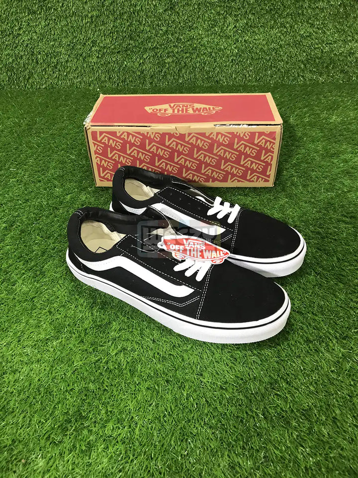 Vans Old Skool (B/W) (low) buy online Pakistan - Weeby Shoes