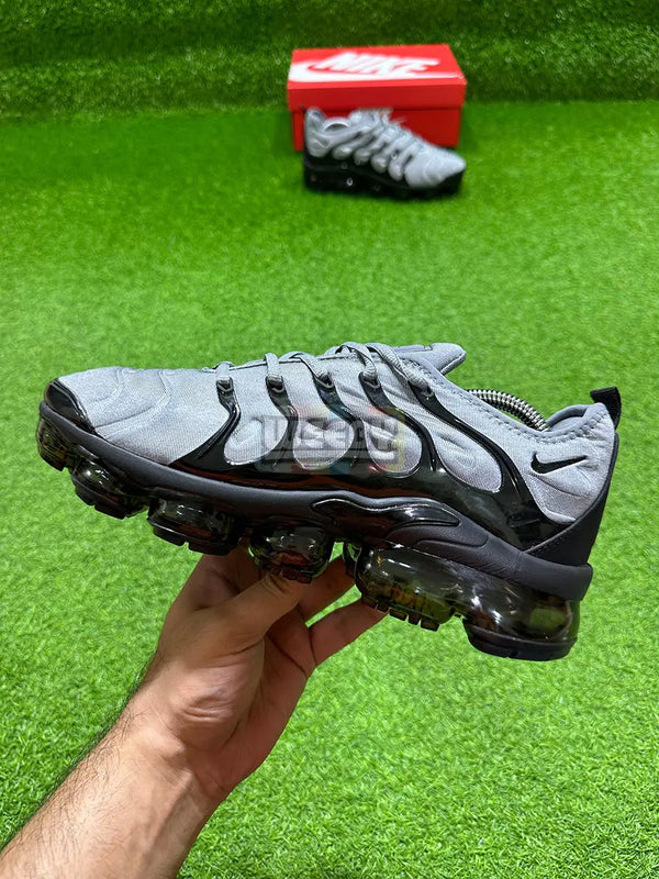 Vapormax Plus (Grey/Blk) (Premium Batch) buy online Pakistan - Weeby Shoes